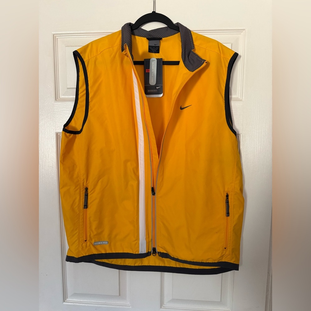 Nike Clima-Fit Mens’s Vest Size XL Yellow/Black